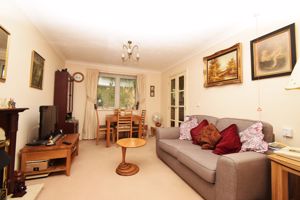 Lounge- click for photo gallery